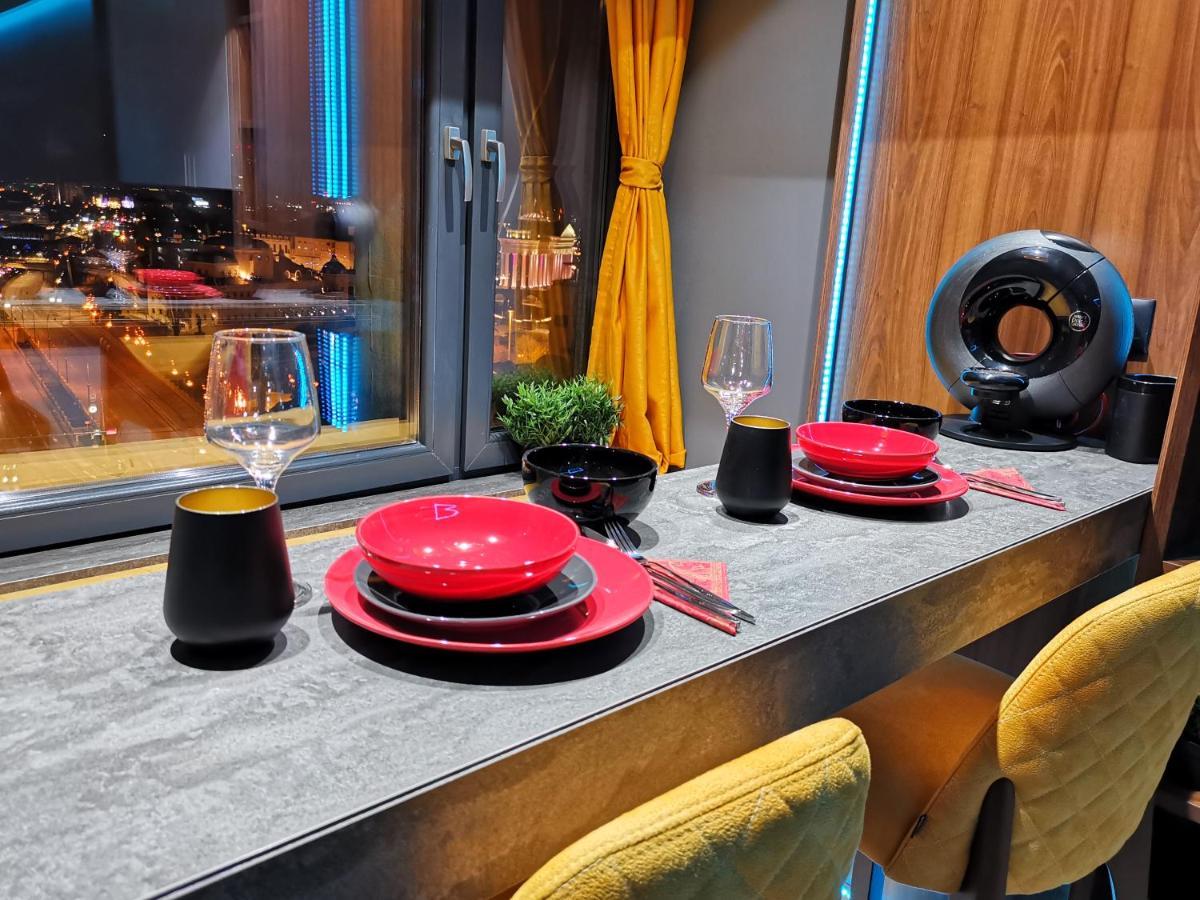 Pentlux - Spa Penthouse In The Heart Of Скопье Экстерьер фото