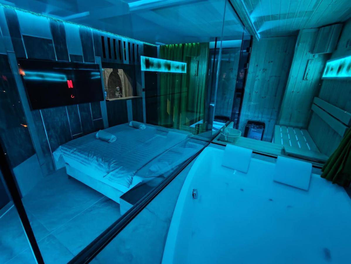 Pentlux - Spa Penthouse In The Heart Of Скопье Экстерьер фото